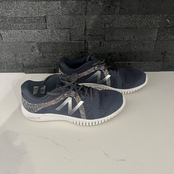 New Balance Flexonic - Picture 2 of 2